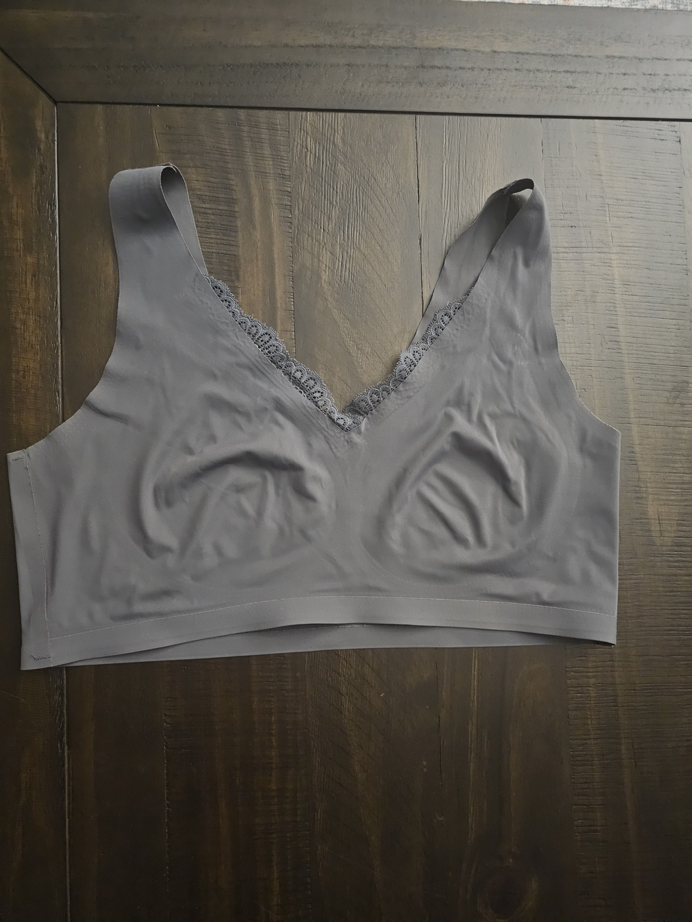 Daisy Fuentes Gray Seamless Lace-Trim Wireless Bralette